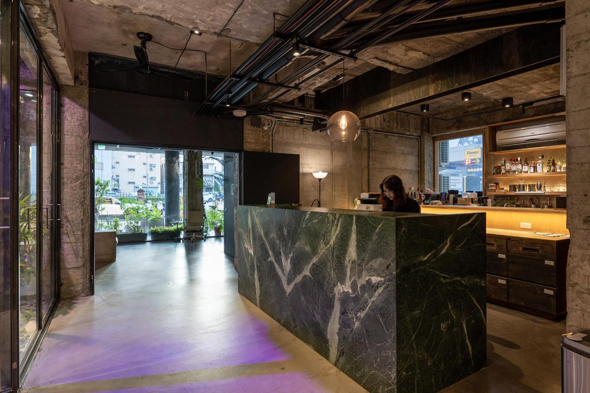 Sof Hotel Taichung Exterior foto